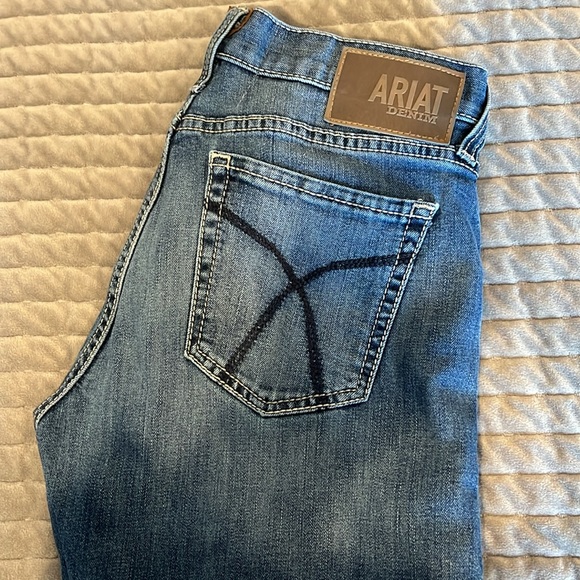 ARIAT Rocker Boot Straight Leg Jean - Picture 10 of 12